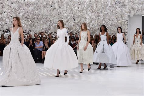 dior couture show 201|paris fashion week Dior.